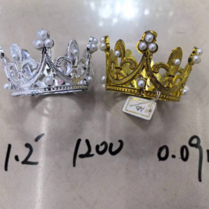 Crown D