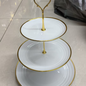 Three-layer cake plate: 14.5*19.5*24.5*33 cm