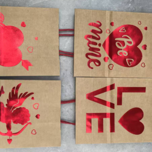 4 small-sized paper bags for love