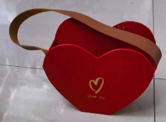 Heart-shaped handheld floral basket