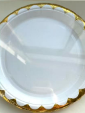 7-inch gold-embossed lace paper plate (white)