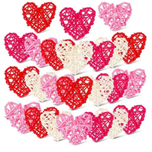 Fiber rod ornament in the shape of a heart