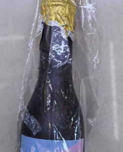 Men and women reveal the secrets of fine champagne